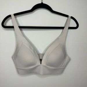 Athleta Harmony Triangle Bra Size Small Light Beige Wire Free Low Impact